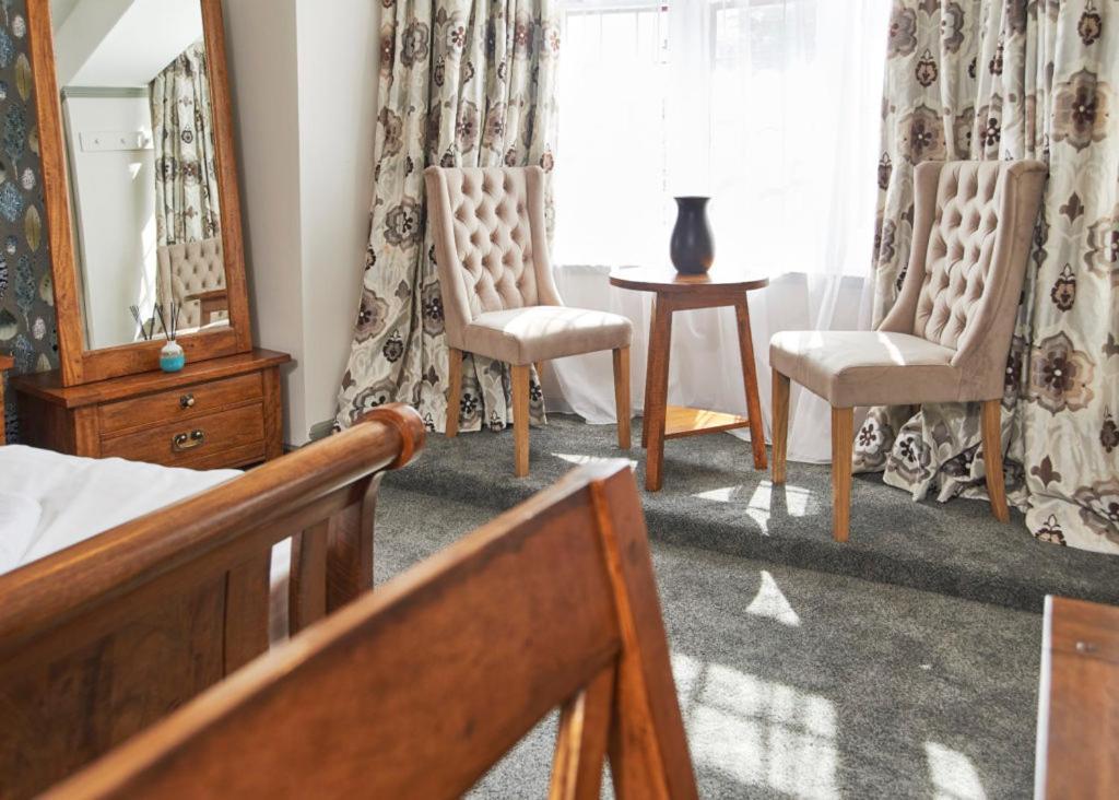 The Angel Inn Hotel برشور المظهر الخارجي الصورة