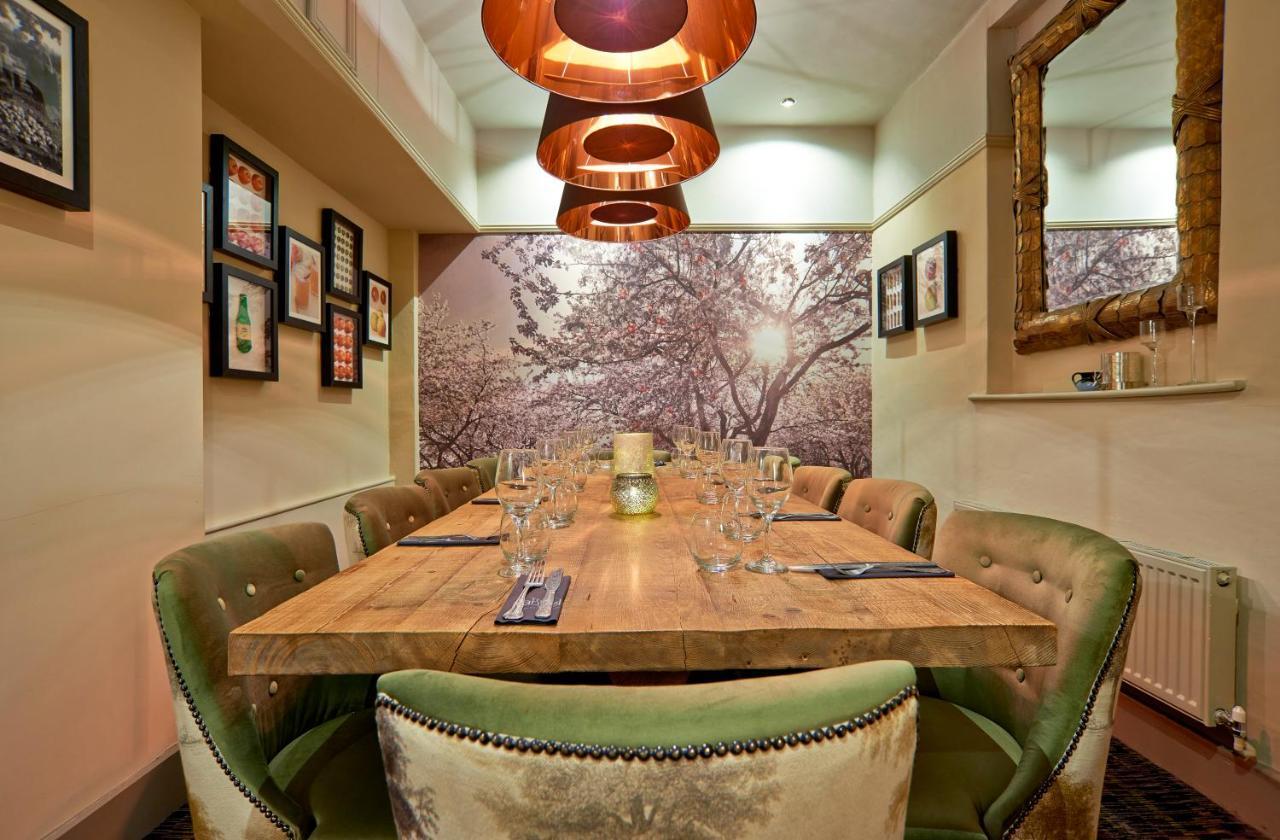 The Angel Inn Hotel برشور المظهر الخارجي الصورة